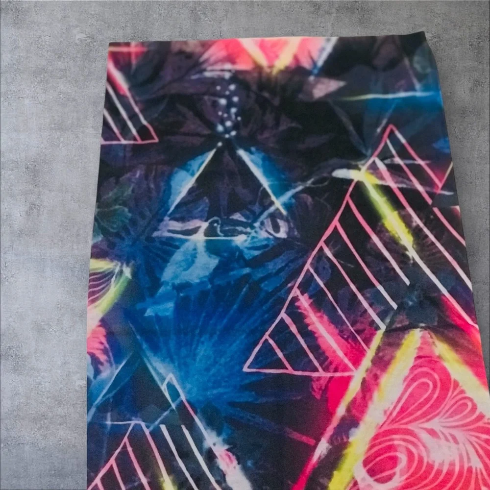Geometric Print 16 n 1 Neck Gaiter Face Cover Dust Mask Biker Rag